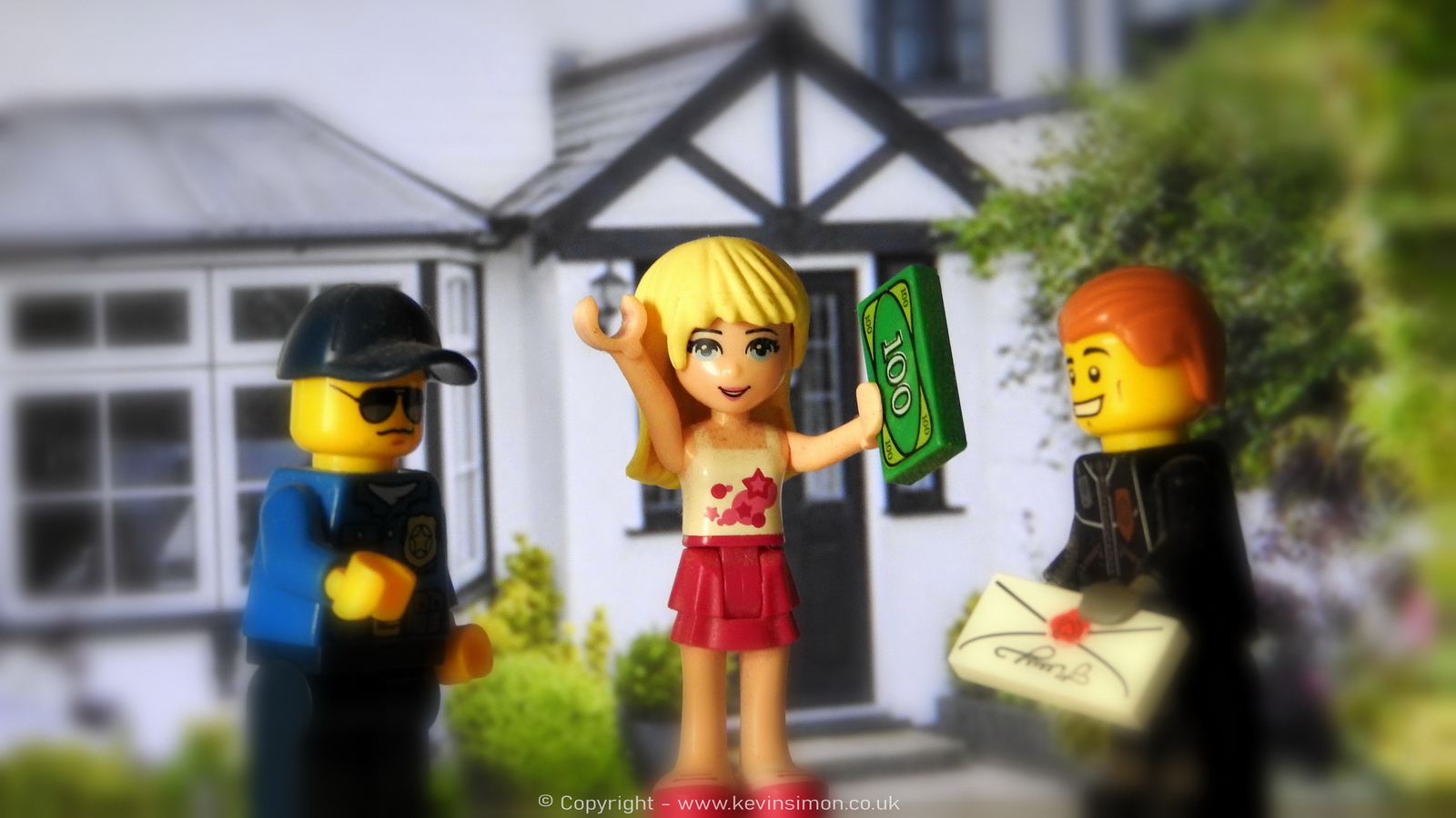The Bailiffs Are Coming – Lego Adventures